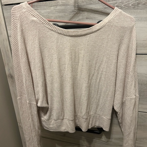 Cozy Ribbed pull over - Picture 2 of 2